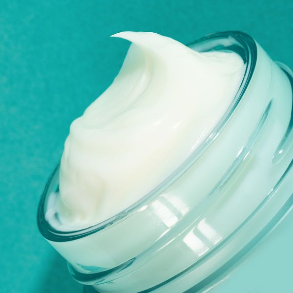 Artistry Skin Nutrition Обновляющий крем для кожи вокруг глаз с эффектом реактивации (15 мл)