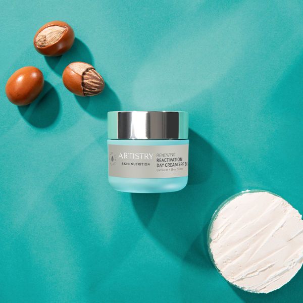 Artistry Skin Nutrition Відновлювальний денний крем з ефектом реактивації та SPF 30 (50 мл)