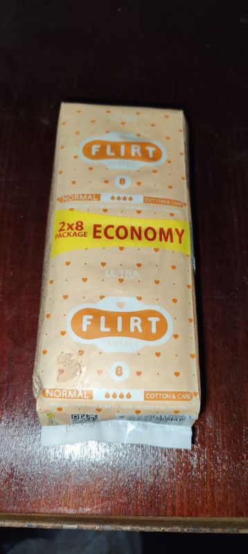 Гігієнічні прокладки Flirt Fantasy Ultra Normal 4 краплі,2*8шт